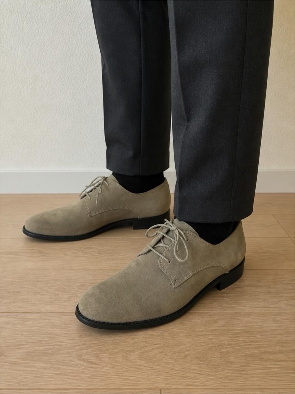 John Varvatos Men's Suede Buck Oxford Shoes in beige Sz 9 M